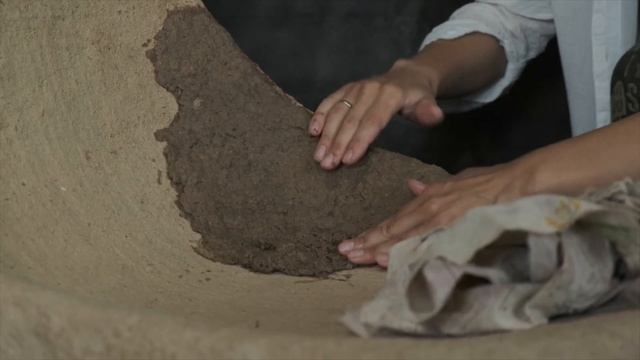 Дизайнерское кресло из картона. Ульяна Хохлова & REDA / The chair made from recycled cardboard смотреть онлайн