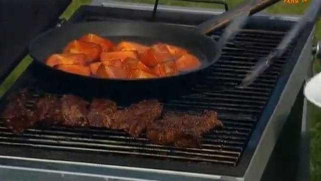 Стейк мясника Шашлык из говядины Соус из помидоров смотреть онлайн