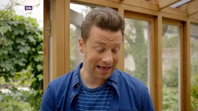 Домашние блюда Джейми Оливера. 2 серия смотреть онлайн