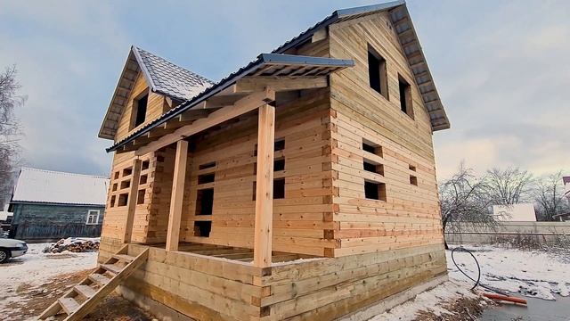 Обзор дома из бруса 7,5×9 м² под усадку в пгт Ульяновка || Двухэтажный сруб из бруса смотреть онлайн
