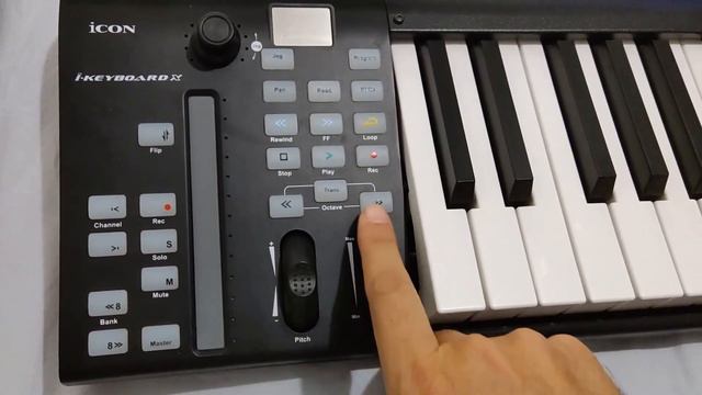 Teclado ICON  Ikeyboard X