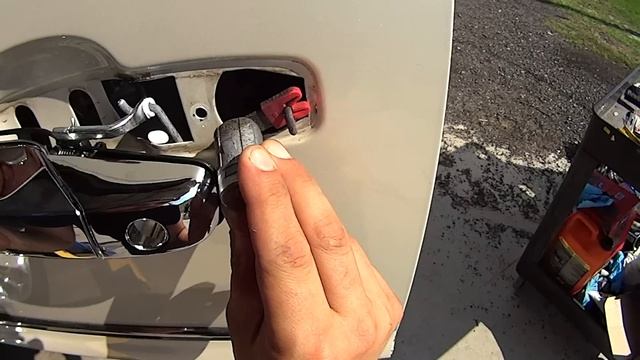 2007 - 2014 Chevy GMC Cadillac Exterior Door Handle Replacement смотреть онлайн