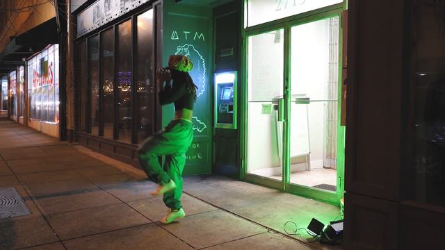 Yellow Belly - Flying Lotus, Tierra Whack {Dance Video} смотреть онлайн