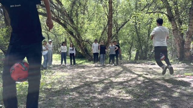 НАША МАЕВКА НА ПРИРОДЕ / УЩЕЛЬЕ МАКПАЛ / КАК ВЕСЕЛО ОТМЕТИТЬ КОРПОРАТИВ смотреть онлайн