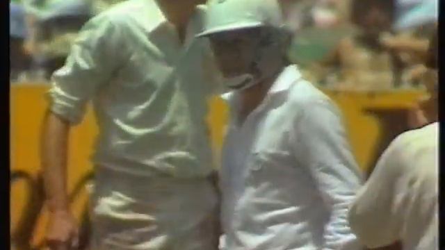 Jim Higgs helps Doug Walters to a Hundred Cricket Australia Lance Cairns смотреть онлайн