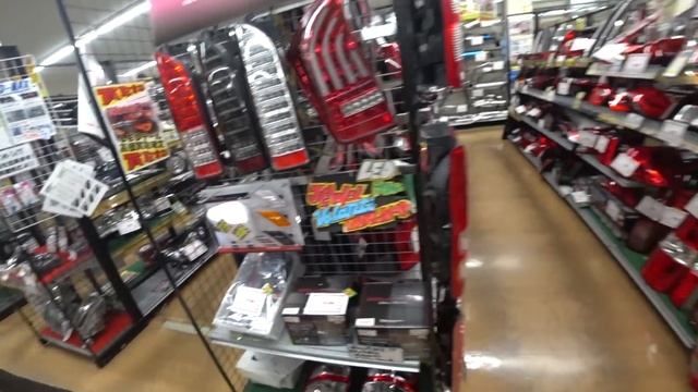 GAIJIN 2 (vol.8) Магаз с б/у тюнингом, цены. Онсен. Обзор "Лав отеля". смотреть онлайн