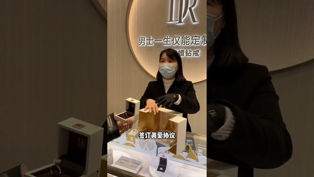 听说亲亲可以让男友做任何事，结果他居然得寸进尺！真是太过分了#甜宠 #搞笑 #生活 #泡泡芙啦 смотреть онлайн