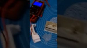 Замена термостата в холодильнике Бош KGN 36x25/02 (воздушная заслонка).