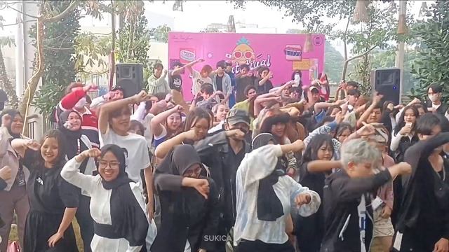 KPOP RANDOM PLAY DANCE [KPOP IN PUBLIC PARIS VAN JAVA - PVJ] смотреть онлайн