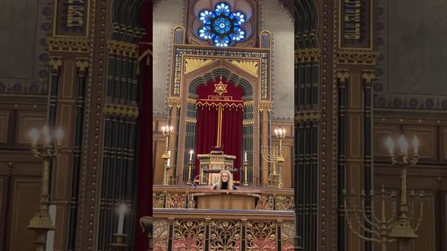 “Sh’ma Koleinu” in the Great Synagogue of Stockholm смотреть онлайн