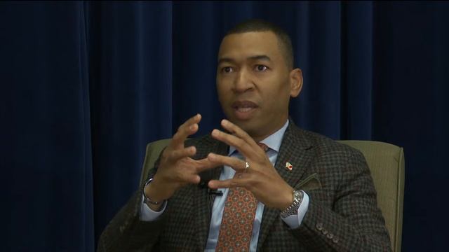MLK Day lecture - Montgomery, AL, Mayor Steven Reed смотреть онлайн
