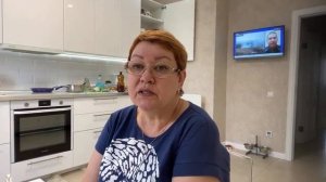 Не успела нарубить окрошку, Михалыч уже тут как тут!