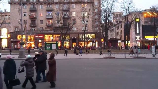 Крещатик 8-го марта :) смотреть онлайн