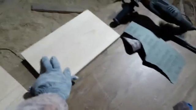 делаю стулья ,жарим мясо и наконец то закончил кухонный уголок смотреть онлайн