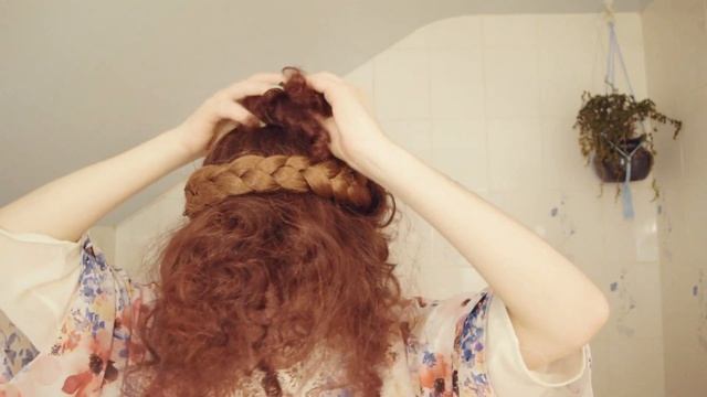 Simple Gibson Girl Hair Tutorial смотреть онлайн