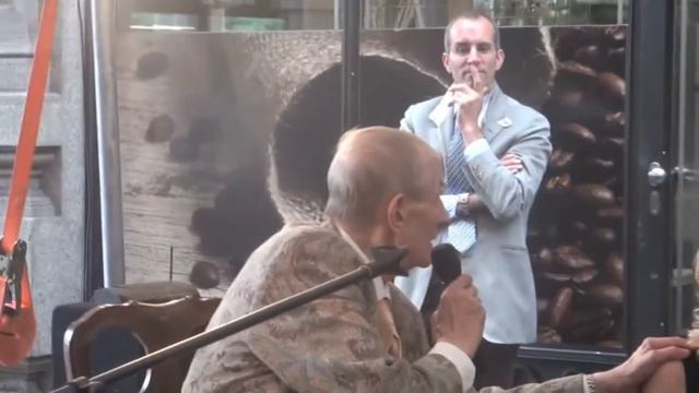 ART SANKOM - Евгений Евтушенко читает "Спи, любимая,спи" Sangiorgio International Lugano 2014.06.0 смотреть онлайн