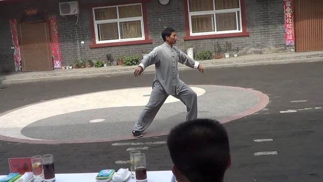 Xin Jia Yi Lu 新架一路 -Очень хороший тайцзи лаоцзя.