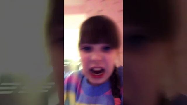 Дома и в незнакомом месте￼￼ смотреть онлайн