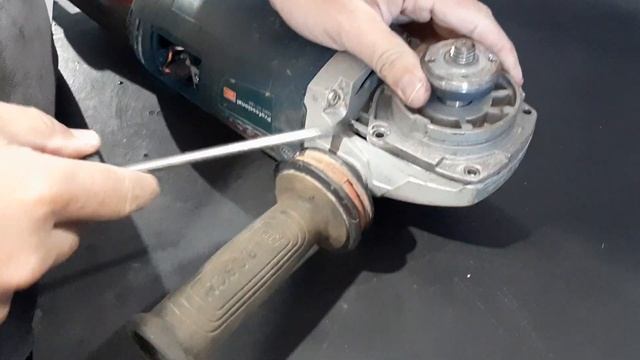Esmerilhadeira Bosch Vulcano GWS 25-180 смотреть онлайн