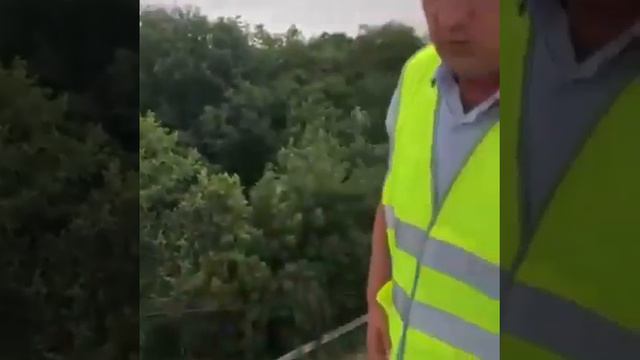 "Критикам" объяснили нюансы строительства путепровода в Невинномысске смотреть онлайн