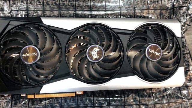 Unboxing AMD Radeon Sapphire Nitro+ RX 6900XT Special Edition and my feelings смотреть онлайн