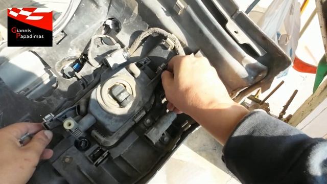 Mercedes C-Class W203 Fog Light Removal