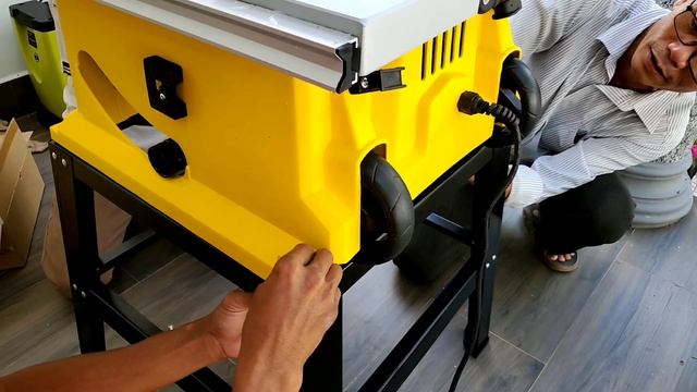 STANLEY SST1801 Cưa bàn STANLEY hàng chính hãng mới 100% смотреть онлайн