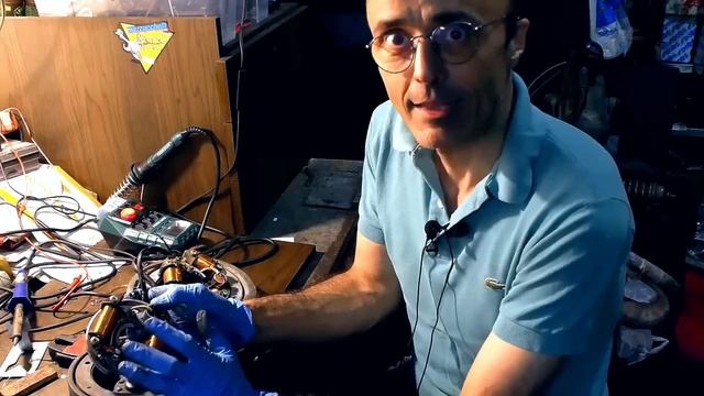 31 - Ignition systems: Contact Breaker for Vespa small - part 2 of 4 смотреть онлайн