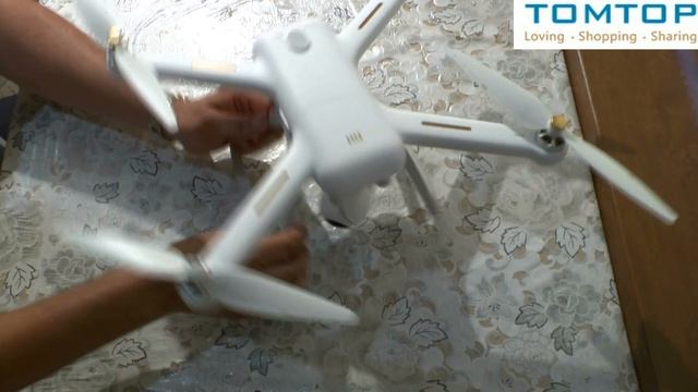 Крутой квадрокоптер Xiaomi Mi Drone 4K | Распаковка и облёт | MikeRC 2017 FHD