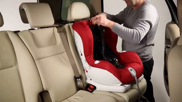 Установка Romer Versafix при помощи ISOFIX и ремня Top Tether
