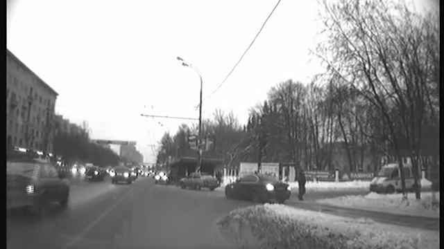Чинушка на тротуаре vs Гай смотреть онлайн