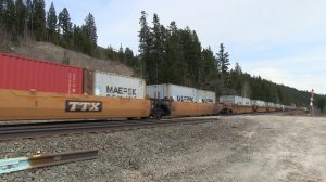 CN Train Spotting HD: CN 2583 & 2115 Moves Q105 West On The Albreda Sub 6/13 4/26/18