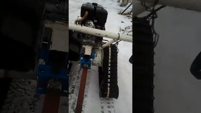 Гусеницы Крутец без изменений смотреть онлайн