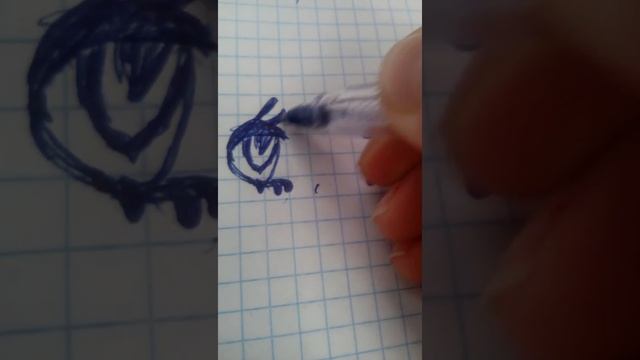 Рисунок Аниме девушки!!! Что она рисует?? смотреть онлайн
