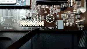 Как подключить провода к материнской плате