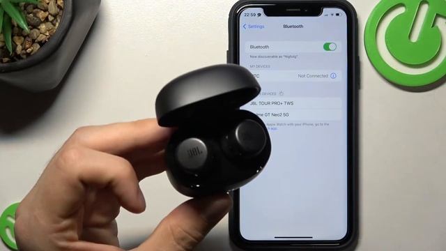 Подключаем JBL Tour Pro + к iphone / Настройка подключения JBL Tour Pro + к любому iphone смотреть онлайн