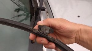 замена дворников Логан