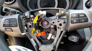 Тойота РАВ 4. Как снять рулевое колесо?