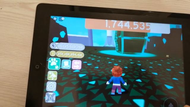 Алиса с папой играют в ROBLOX симмулятор питомцев ЧАСТЬ 1. смотреть онлайн