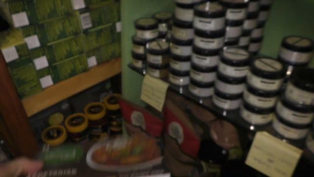 Город ашрама Саи Бабы. Путтапарти сегодня. Окрестности. Октябрь 2021. смотреть онлайн