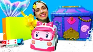 Сундук Русалки и подарок для машинки Робокар Поли — Видео для детей — Игры для девочек