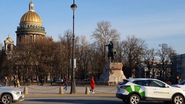 Санкт-Петербург 2023. Вид на Неву с Адмиралтейской набережной (12..04.2023). смотреть онлайн