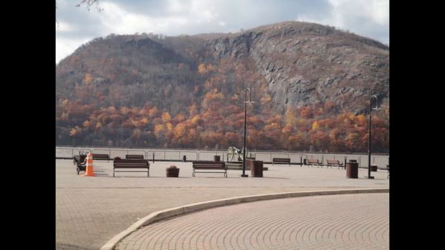 Autumn Leaves / Hiroshi Yamazaki plays YAMAHA PSS-A50 mini keyboard смотреть онлайн