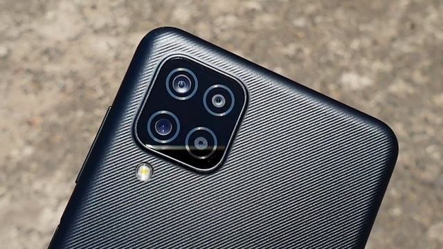 কম কথায়, ৫টা পয়েন্ট | Top 5 Points about Samsung Galaxy M12 смотреть онлайн