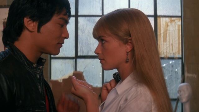 Dragon: The Bruce Lee Story Bruce And Linda Make Love [4K] смотреть онлайн