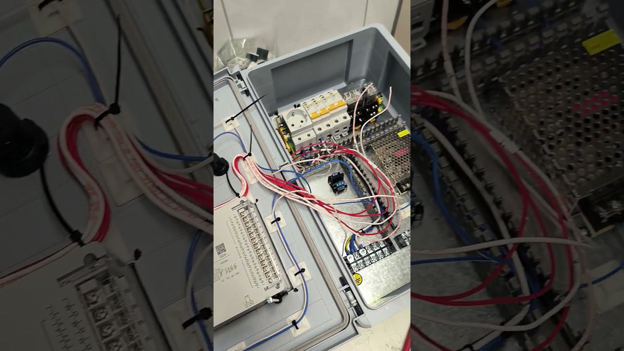 Сборка блока силовой автоматики и блока управления.