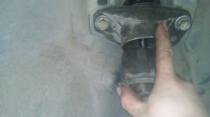 нашел причину бряканья сзади слева в тигуане