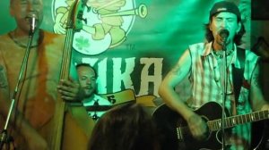 «Небритое Яблочко» в пабе «Бочка», 09jul2010
