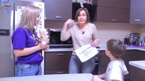 ПРОЙДИ КВЕСТ, чтобы ПОЛУЧИТЬ ПОДАРКИ на Новый год - ЧЕЛЛЕНДЖ Светы и Богдана