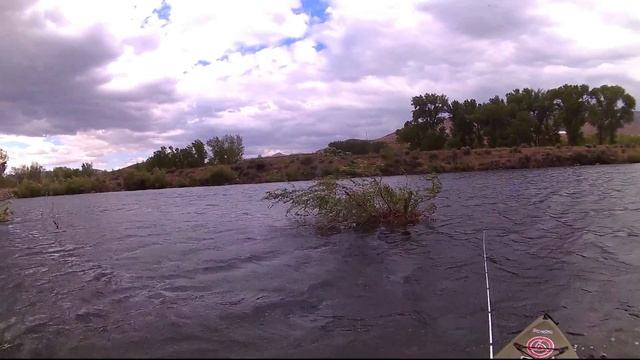 Caught In a Storm In My Kayak! смотреть онлайн